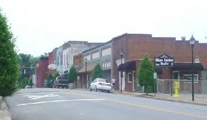 Shelby Street in Downtown Blacksburg. Author: Nathan White Source URL: http://www.angelfire.com/sc3/blacksburgsc/shelbystreet.jpg