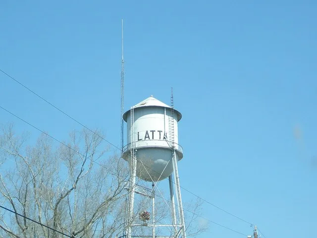 Water tower in Latta, South Carolina