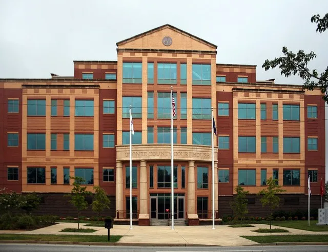 Oconee County Courthouse, photographed in July 2007