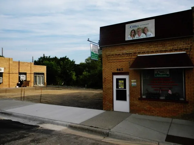 Big Stone City Hall Building may no longer be standing or addresses have changed.