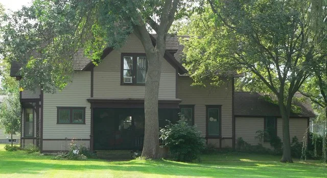 Solomon Walters house, on west side of Railway Ave south of Washington Street in Bruce, North Dakota; seen from the north, from Washington.