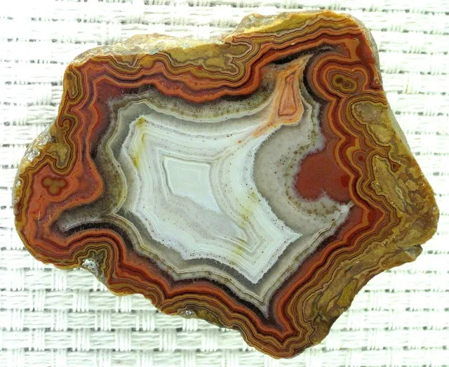 Agate ("Fairburn Agate") from the Black Hills of western South Dakota, USA. (public display, South Dakota School of Mines Museum of Geology, Rapid City, South Dakota, USA) "Agate"...