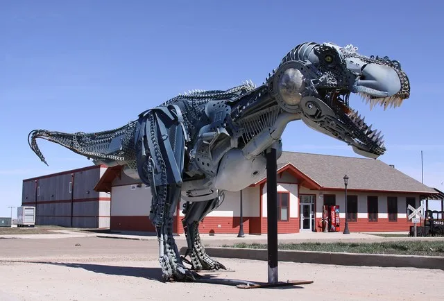 This is a sculpture of "Sue" The largest and most complete T-Rex ever found in the Faith area. Sculpted by John Lopez