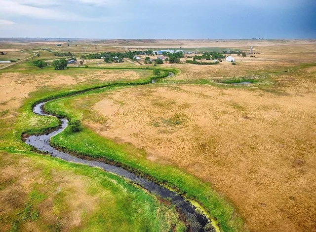 On the 100th meridian, South Dakota
