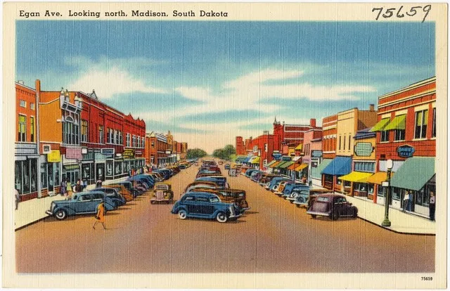 Title: Egan Ave. looking north, Madison, South Dakota Subjects: Cities & towns Places: South Dakota > Lake (county) > Madison Notes: Title from item. Extent: 1 print (postcard) ...