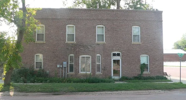 Lincoln House bed and breakfast, located at southwest corner of 3rd and Main Streets in Stickney, South Dakota; seen from the east, across 3rd.
