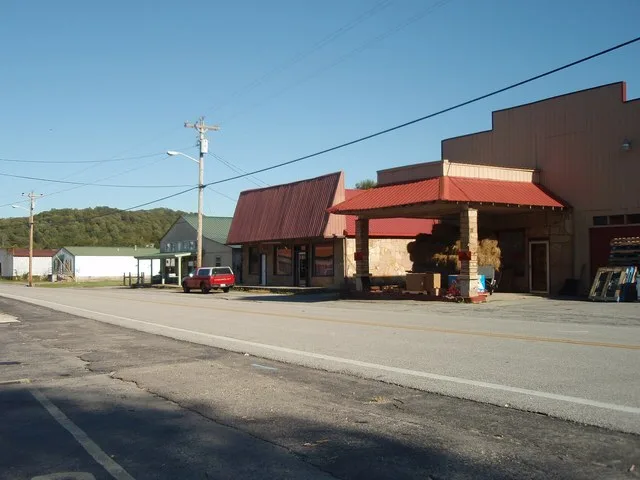 Stores in Auburntown, Tennessee
