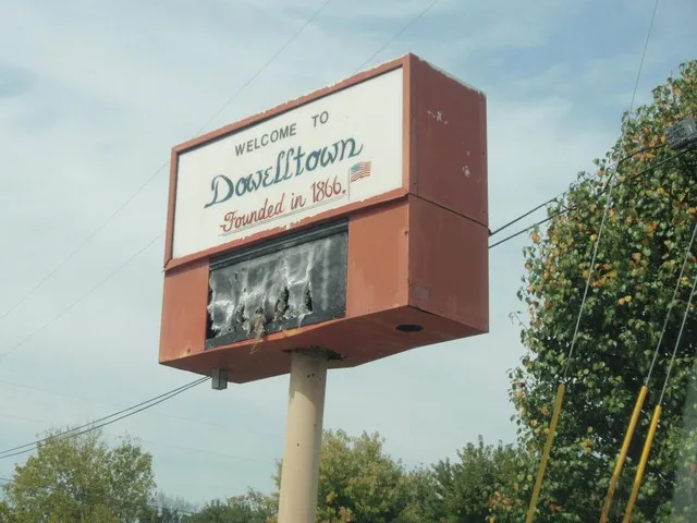 Dowelltown, Tennessee sign taken October 2011