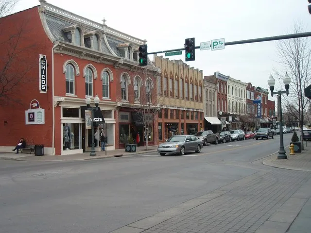 Intersection of 4th Avenue and Main Street in Franklin, Tennessee