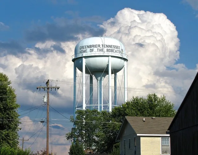 Water tower in Greenbrier, Tennessee, United States.