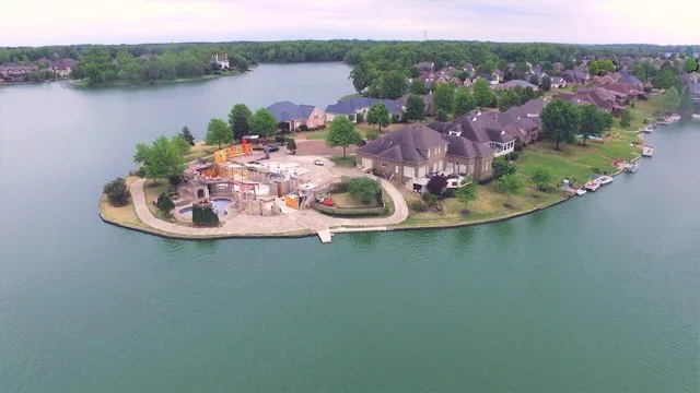 Spring photo of Lake Garner in Lakeland, TN
