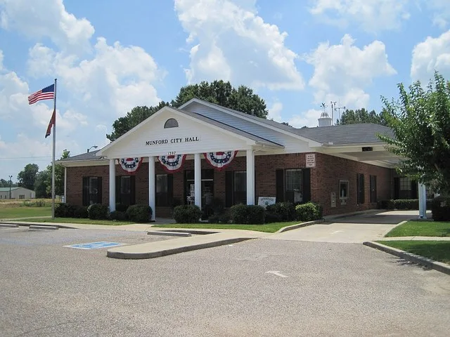 Munford, Tennessee. City Hall.