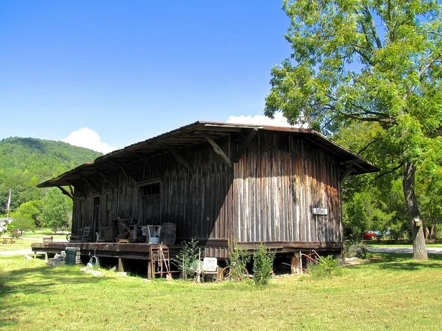 The Orme Depot in Orme, Tennessee, United States, viewed from the southwest.