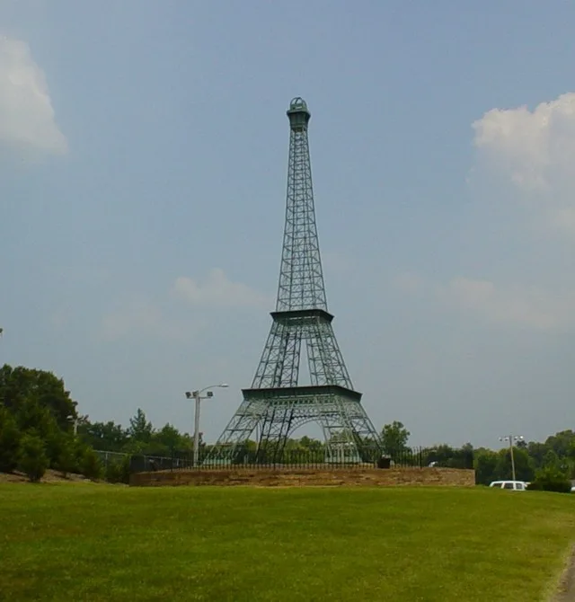 Paris, TN city image