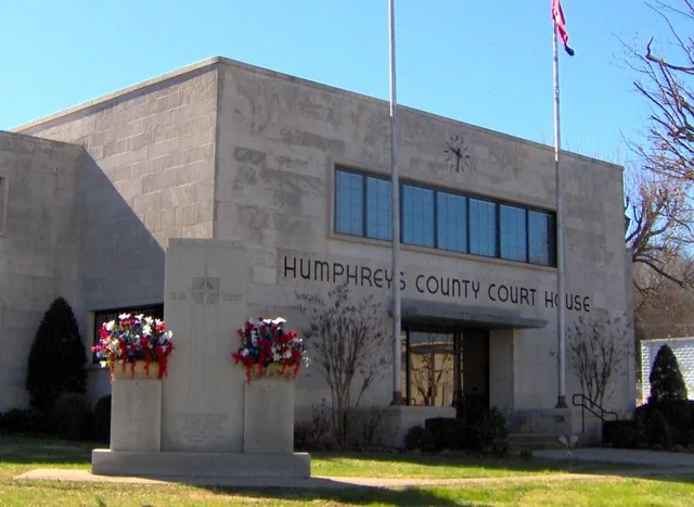 Humphreys County Courthouse in Waverly, Tennessee, in the southeastern United States. The courthouse, built in the early 1950s, is the fifth such structure on this spot, the first...
