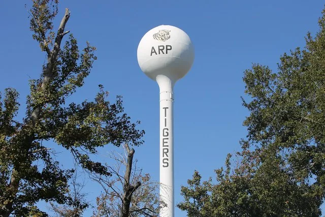 Water tower in Arp, TX
