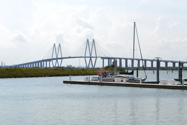 An image of the Fred Hartman Bridge.