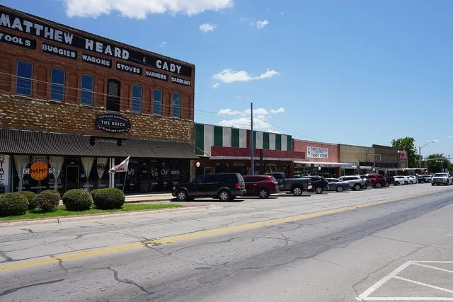 North Mason Street in Bowie , Texas ( United States ).