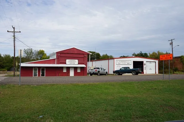 Main Street in Campbell , Texas ( United States ).