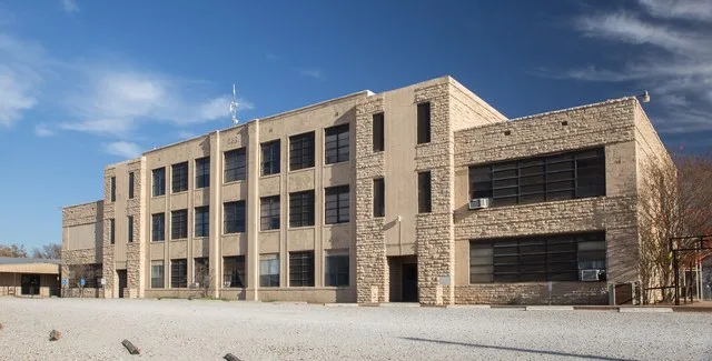 Carbon High School is located in Carbon, Texas