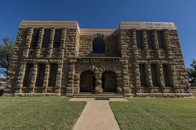 Photograph of the Dickens County, Texas Courthouse taken in October 2019.