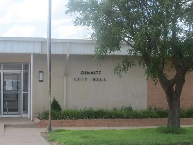 I took photo with Canon camera in Dimmitt, TX.