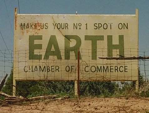 Welcome to Earth, Texas .