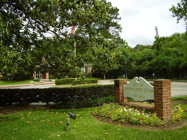 City Hall of en:Hunters Creek Village, Texas