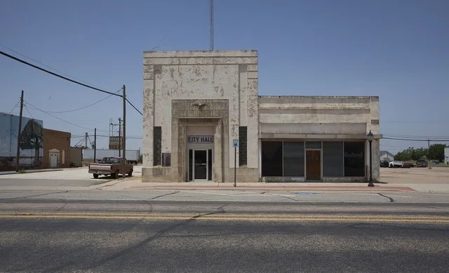 Old Knox City Hall in Knox City, Texas .