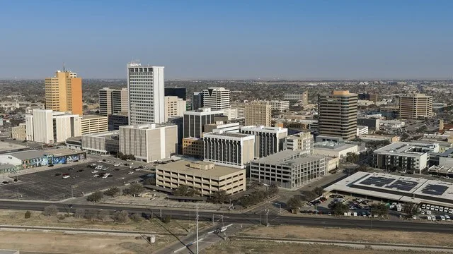 Skyline of downtown Midland, Texas, a major oil & gas city with a population of 169,983 residents.