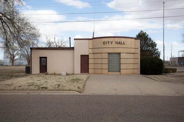 City Hall in Morton, Texas .