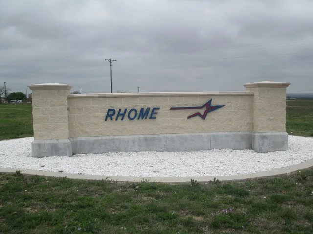 I took photo of Rhome, TX, entry sign with Canon camera, April 7, 2013. Billy Hathorn ( talk ) 18:55, 9 April 2013 (UTC)