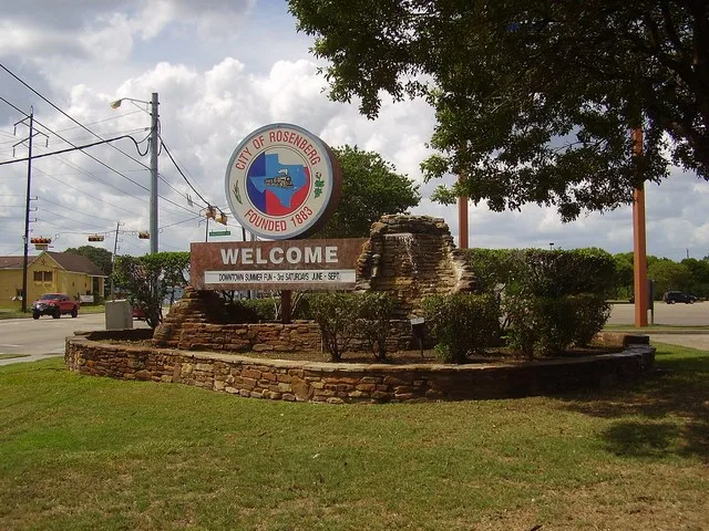 City of Rosenberg welcome sign