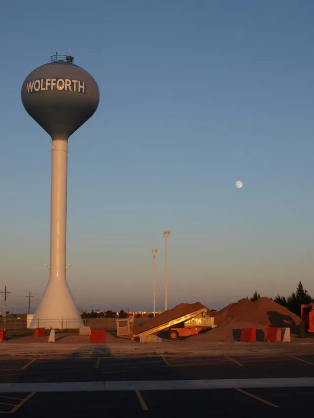 Water tower in Wolfforth, Texas