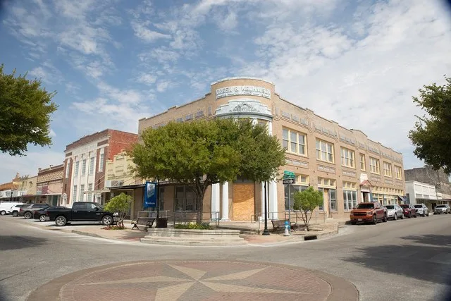Yoakum Commercial Historic District