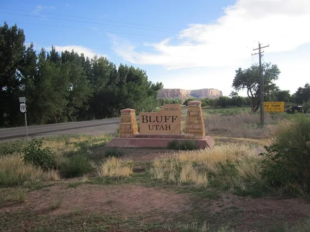 Entering the town of Bluff, Utah, 2016.