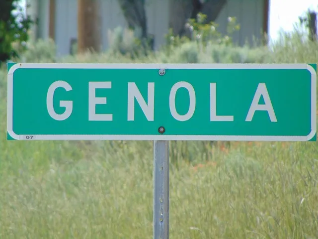 The Genola city sign on westbound U.S. Route 6 in Genola, Utah, May 2016