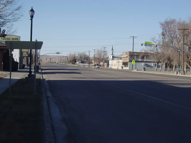 Looking northward along Main Street in Huntington, Utah .