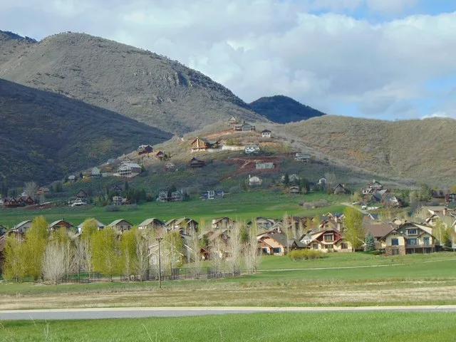 Looking north from about 50 east on Burge Lane (East 1050 North) in Midway, Utah toward Donkey Ridge, April 2016. The homes in the foreground are in Midway, but those on Donkey Ri...