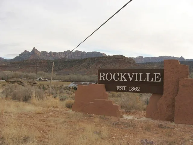 Welcome sign at Rockville , Utah , United States .