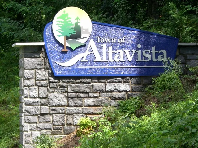 Welcome sign for Altavista, Virginia