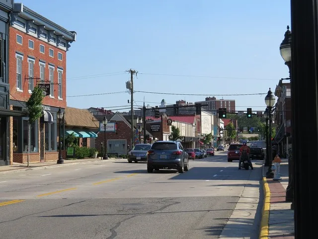 Downtown Farmville, Virginia in June 2017, looking south at the intersection of Main Street and High Bridge Trail State Park .