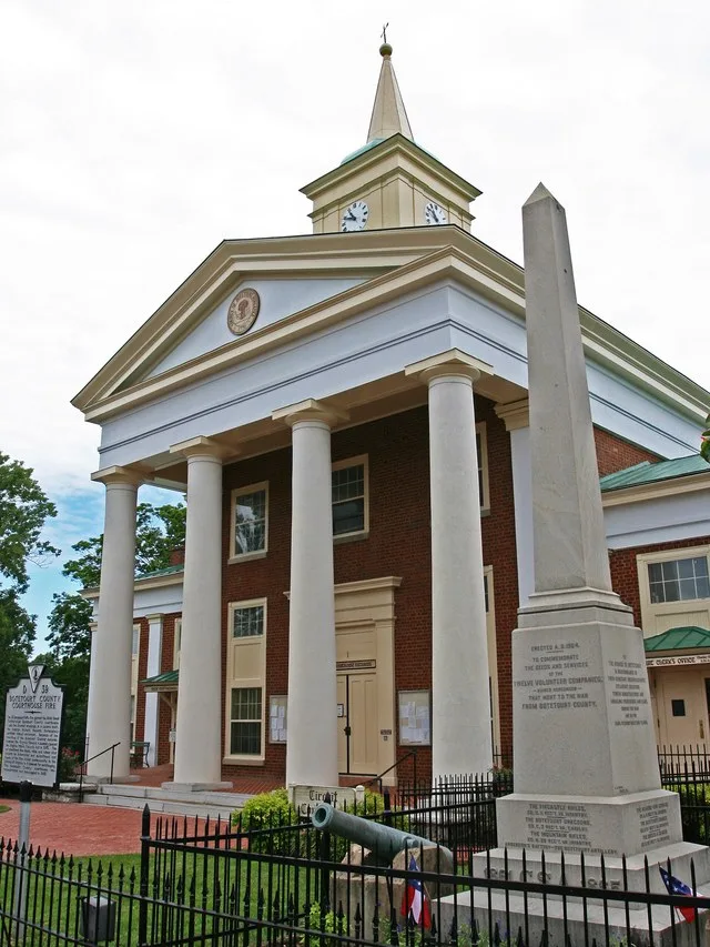 The 1850 (rebuilt 1970) Botetourt County Courthouse in historic Fincastle, Virginia.