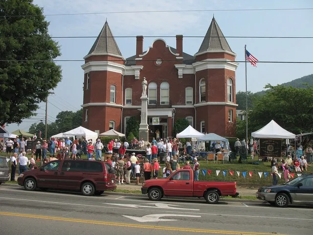 Independence VA during the annual July 4 celebration in 2006