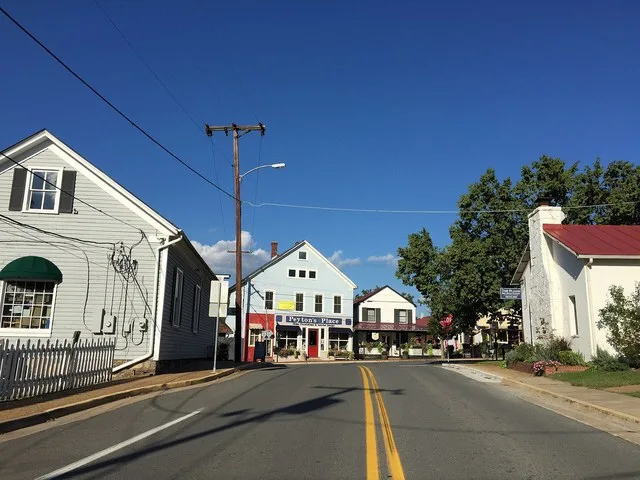 View north along Virginia State Route 245 (Fauquier Avenue) at Virginia State Route 55 (Main Street) in The Plains, Fauquier County, Virginia
