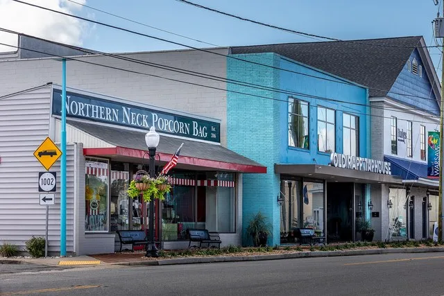 Downtown retail shops in Warsaw, Virginia 2020