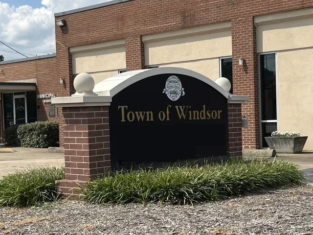 Sign for the town of Windsor, Virginia.
