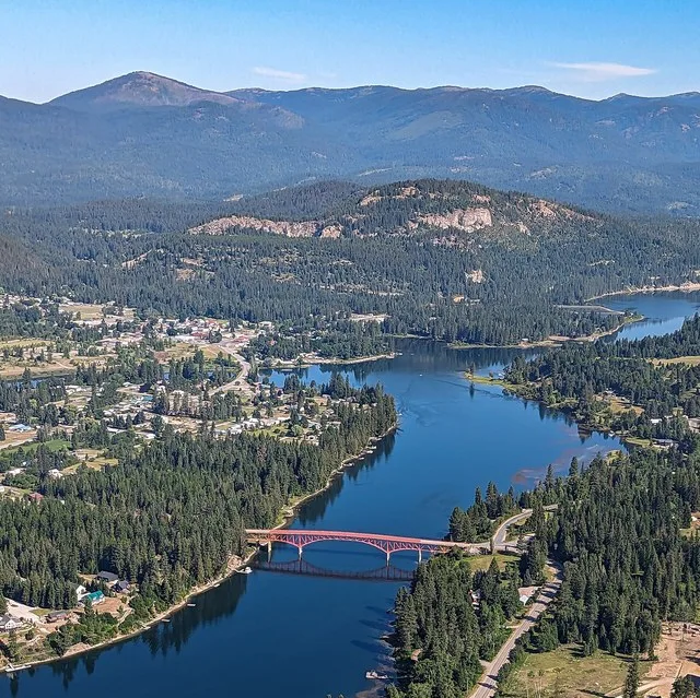 Ione, Washington and Ione Bridge