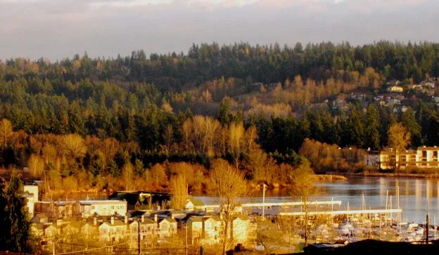 Photo of Kenmore, Washington's harbour, taken by Dara Korra'ti (Solarbird) in autumn 2005, from the Uplake neighbourhood in Kenmore. The start of the industrial area is on the far...
