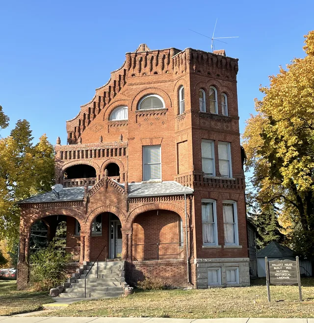 The Historic Hallett House in Medical Lake, Washington